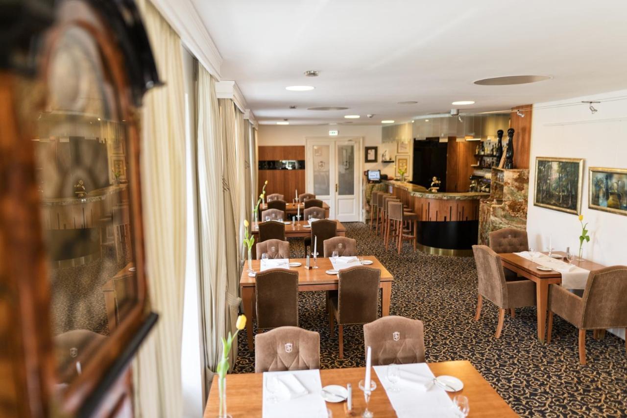 Hotel Zamecek Petrovice 4*